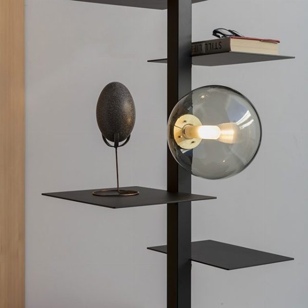 Adelaide Lamp lampada terra-soffitto
