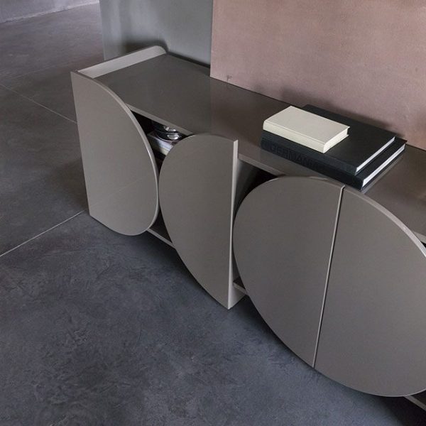 Shape credenza
