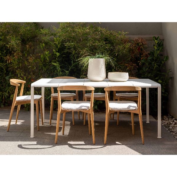 Vendicari Lido Table