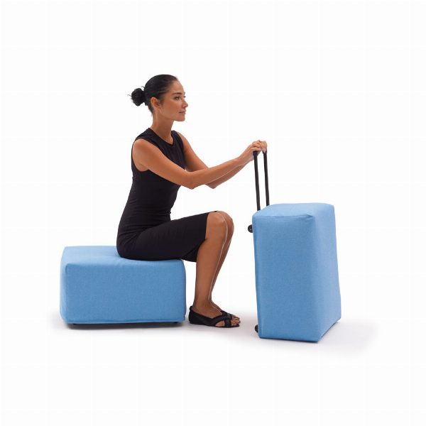 Jet pouf