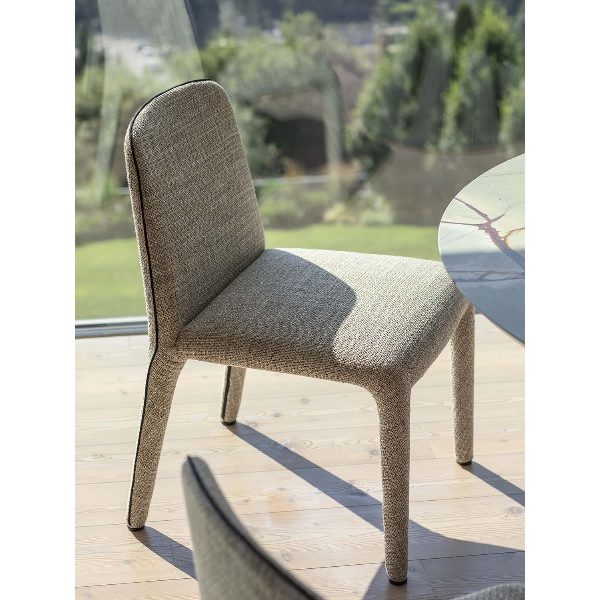 Aura sedia