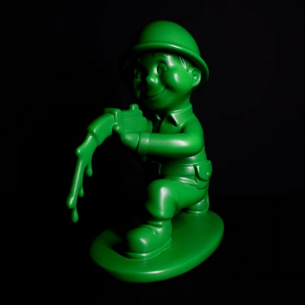 Statuetta Plastic Peace