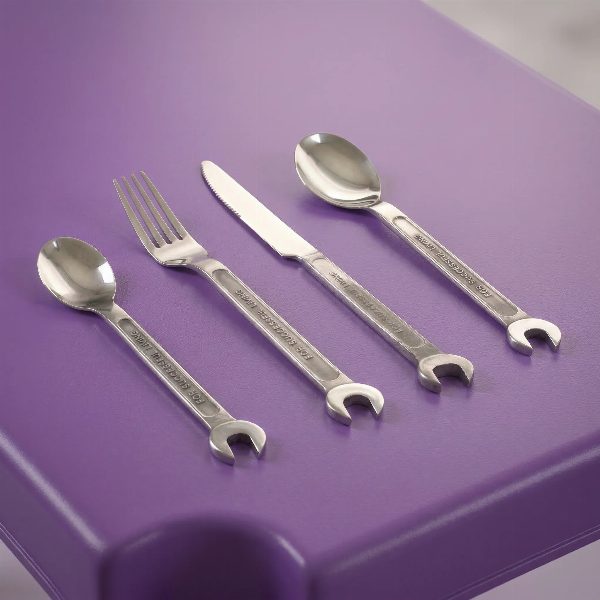 Machine Collection Set di posate da 4 pezzi