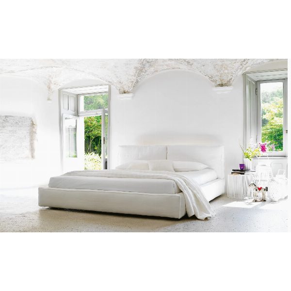 Cleo letto