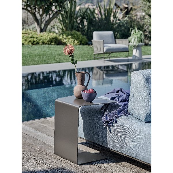 Loman tavolino outdoor