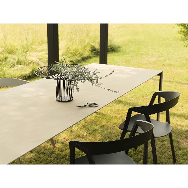 Thin-K tavolo outdoor