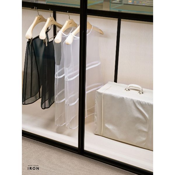 Storage armadio battente
