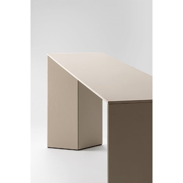 Dolm Console