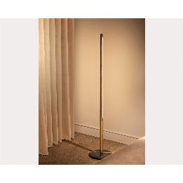 Línea Uno lampada da terra