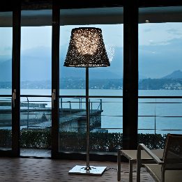 KTribe F3 Outdoor lampada da terra