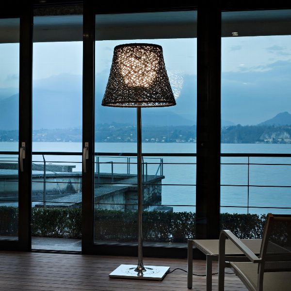 KTribe F3 Outdoor lampada da terra